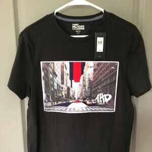 ► TOMMY HILFIGER DENIM T-SHIRT